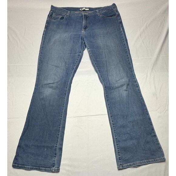 Levis 724 Women's Dark Wash Flare Blue Denim Jeans - Size 34x32 - Picture 1 of 9